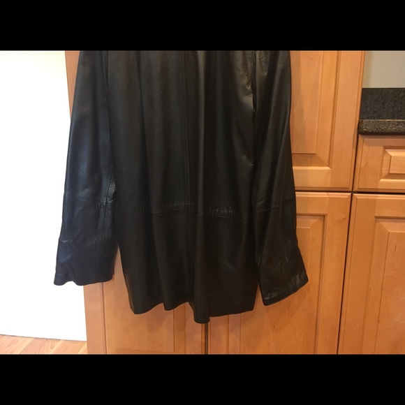 Vintage Black Leather Coat - Picture 8 of 10
